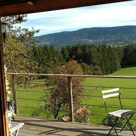 Domaine De Sault 3*