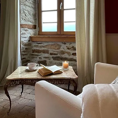 Bed & Breakfast Domaine De Sault 3*
