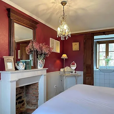 Domaine De Sault 3*